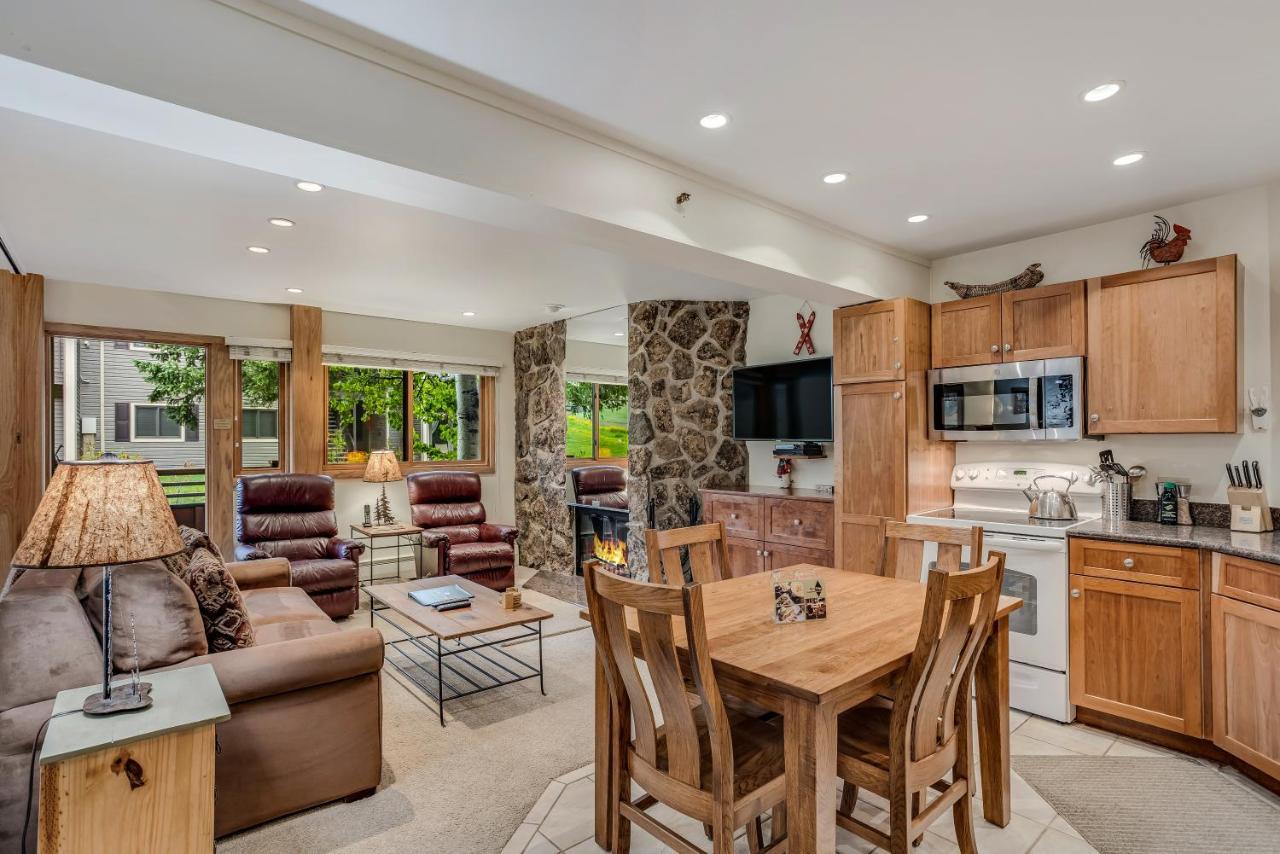 Laurelwood Condominiums 408 スノーマス・ビレッジ エクステリア 写真