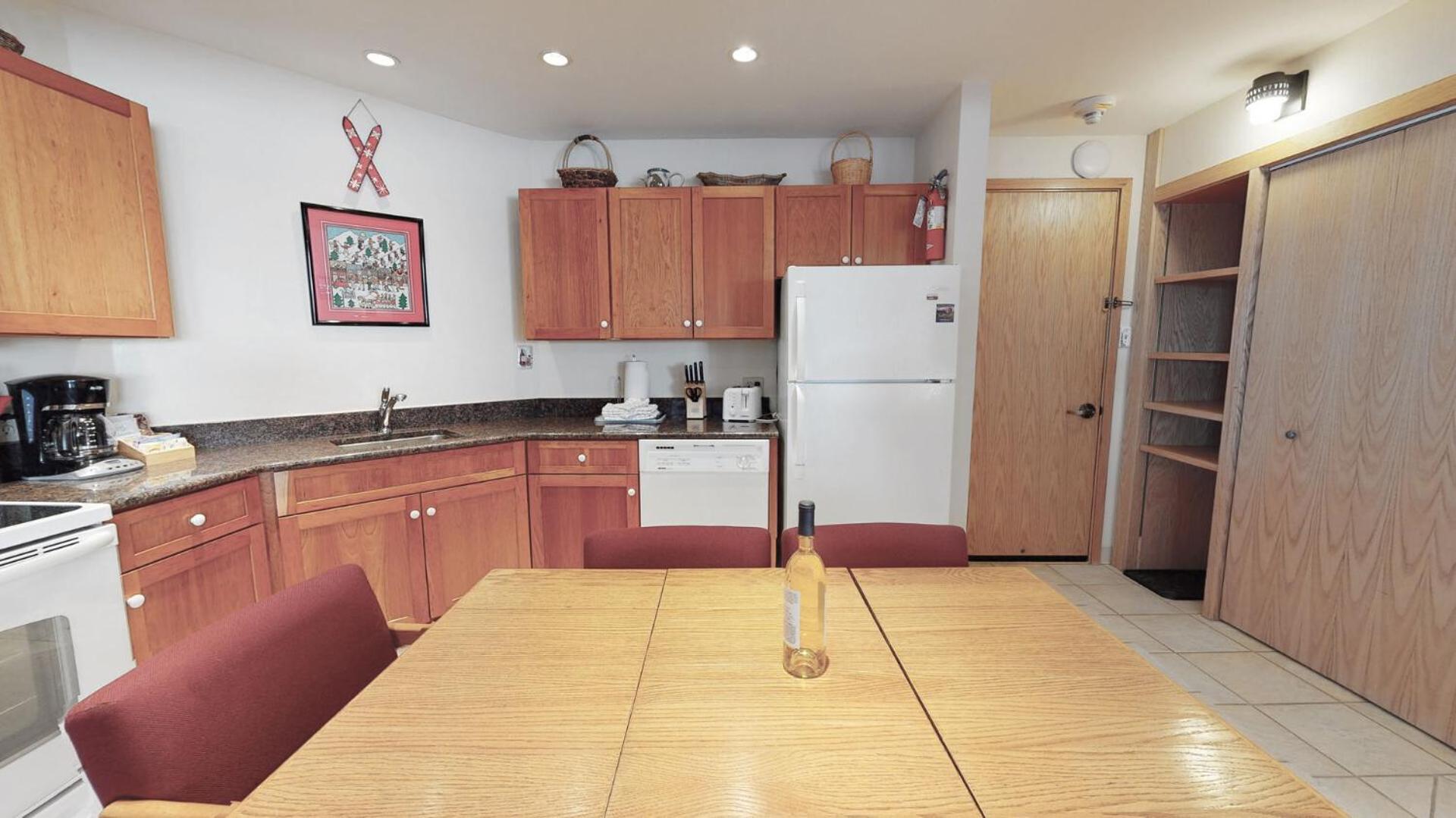 Laurelwood Condominiums 408 スノーマス・ビレッジ 部屋 写真